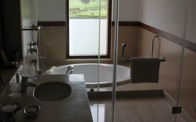 Jaypee Greens Golf & Spa Resort