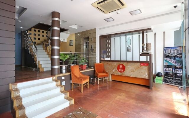 OYO 3063 Crystal Residency