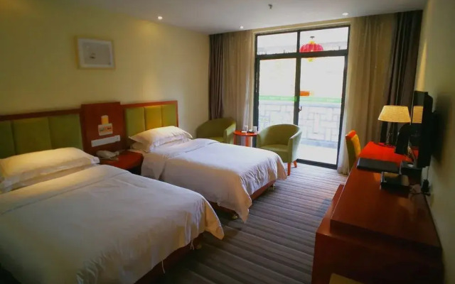 Yangshuo Leisure Tea Resort