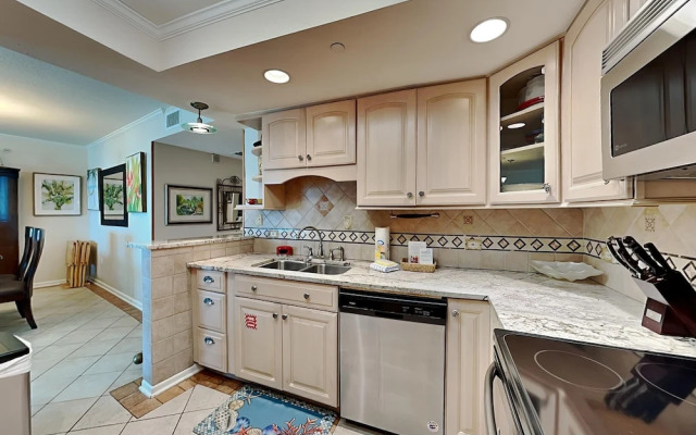 Perdido Towers by Southern Vacation Rentals