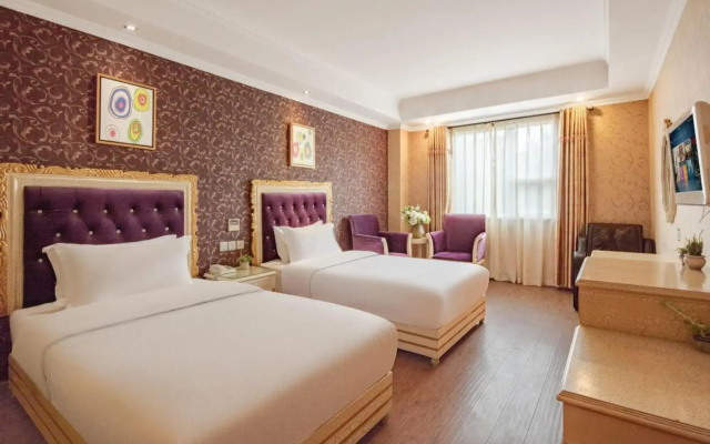 Chengdu Xinyijia Hotel