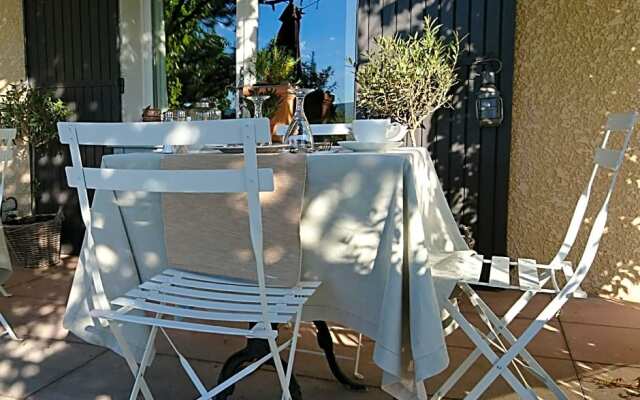 "Le Vent d'Étoile" B&B and Guesthouses