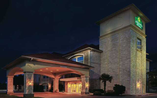 La Quinta Inn & Suites by Wyndham Granbury