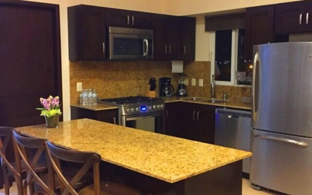 Condo Marina 303