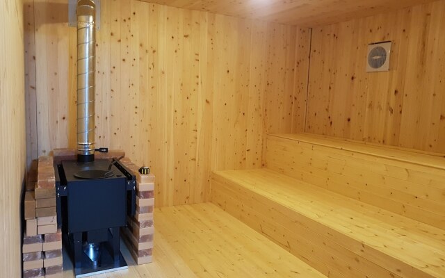 Hwaya Mountain Pension