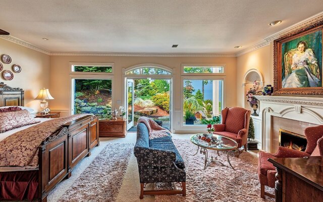 Sea Mist Waterfront Inn