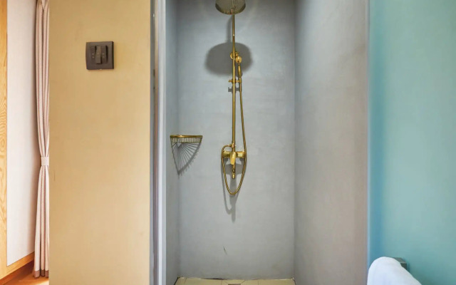 Best Wishes West Lake lnn