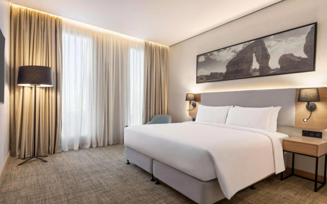 Radisson Hotel & Residence Riyadh Olaya - Image 4