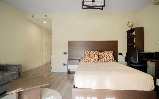 M Taj13 Madrid Chalet de Lujo con Piscina Gim