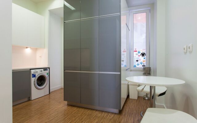 Downtown Brown by Homing