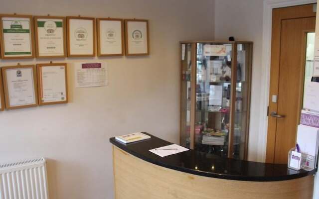 Clover Spa and Hotel