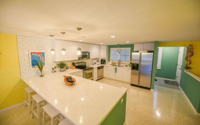 A Ray of Sunshine Apartment 3