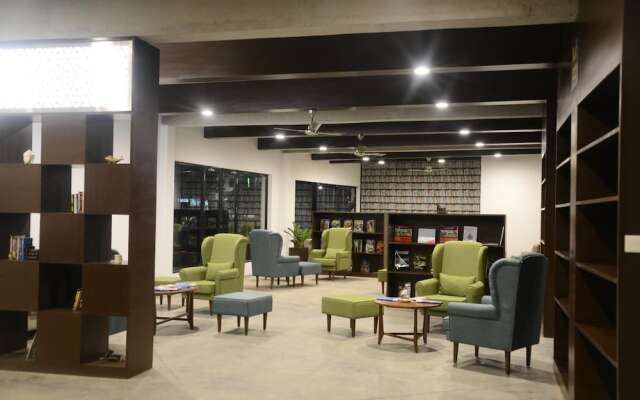 MWC Club by Downtown