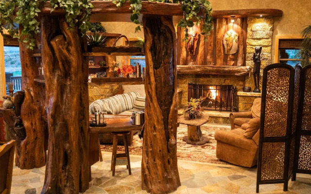 Cougar Ridge Resort, LLC