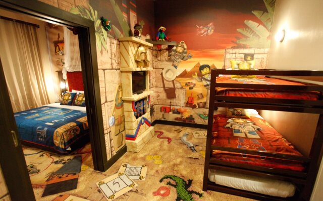 Comfy Home at 1-Medini Legoland