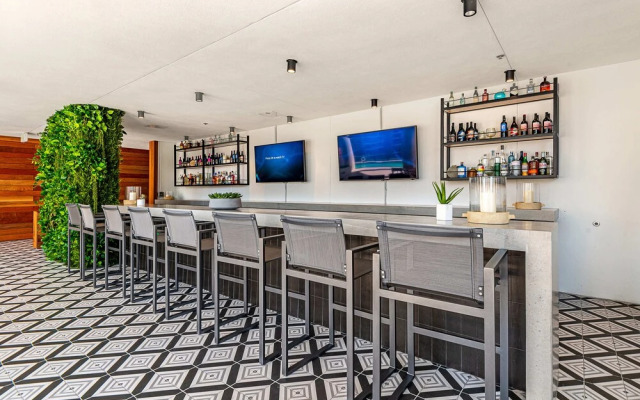 Apt Near Miami's Top Events at Bayfront