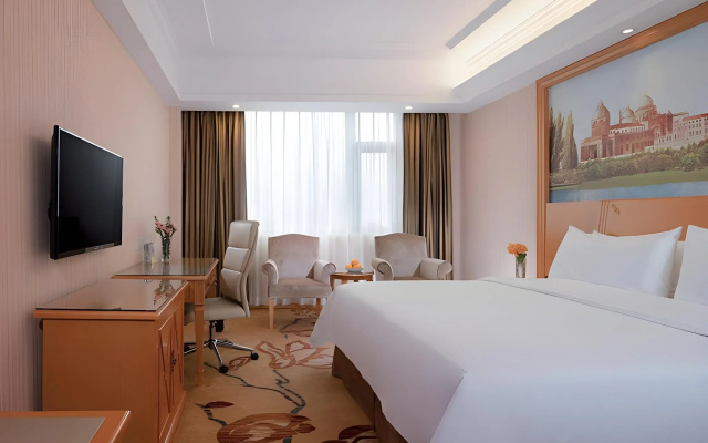 Vienna Hotel Shenzhen Bao'an Airport Taoyuanju – Guest Rooms – Shenzhen