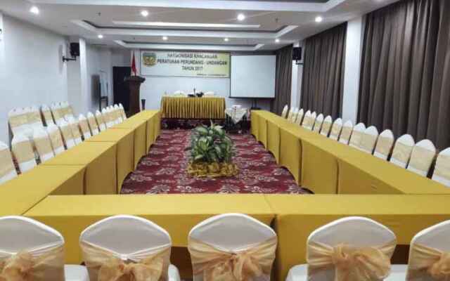 Grand Tembaga Hotel