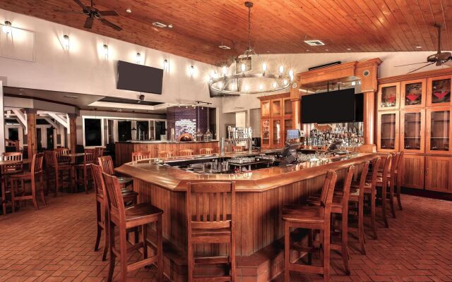 Doubletree by Hilton Hotel Racine Harbourwalk