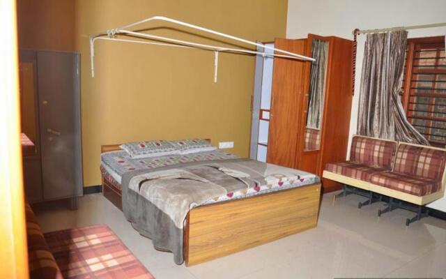 Suvarna Luxury Home Stay