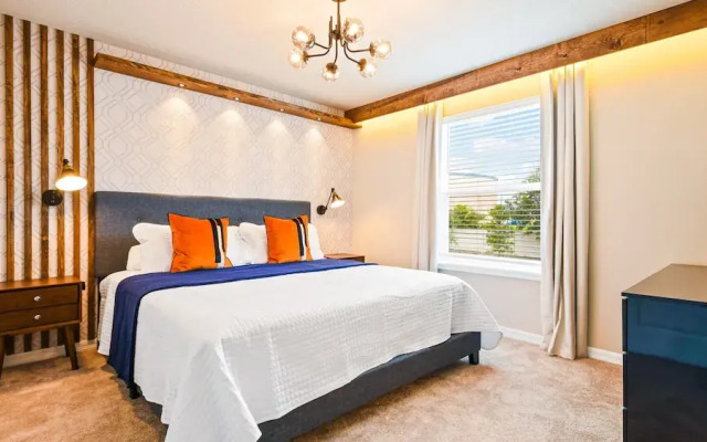 Extraordinary 10br Private Pool Spa Near Disney