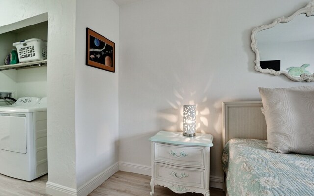 Runaway Bay 122 - 1715310