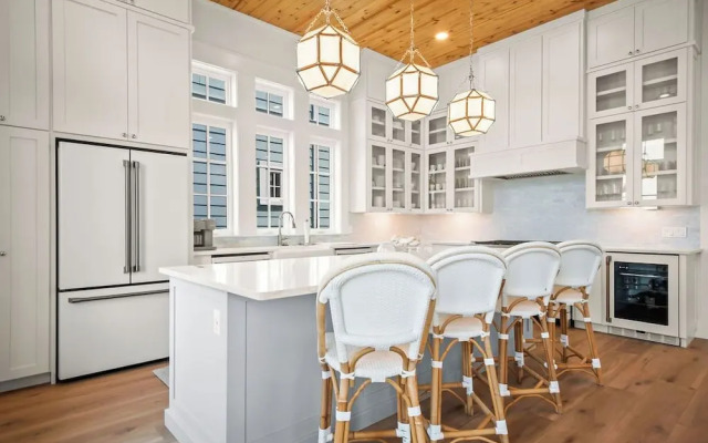 The Sandy Pearl 125 STA