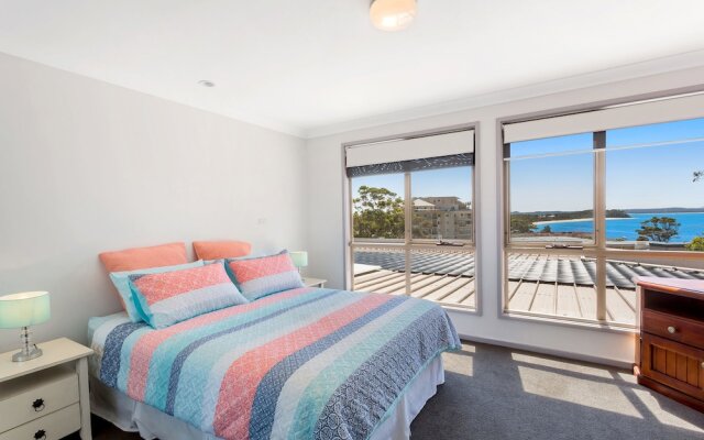 Ronald Avenue, Unit 2/36