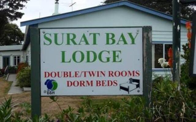 Surat Bay Lodge & Backpackers Hostel