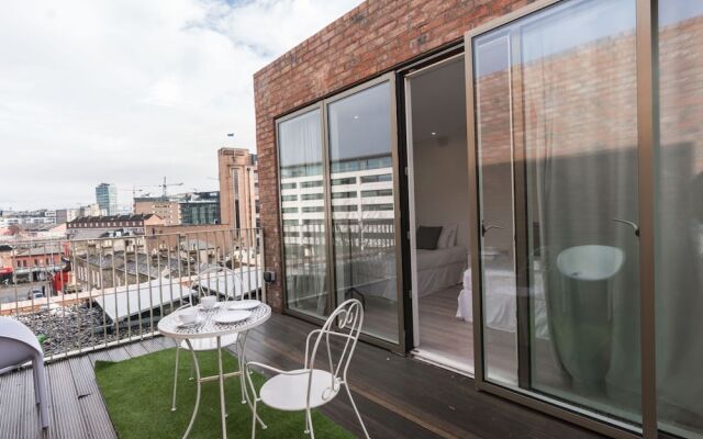 The Samuel Beckett Suite by 5STARSTAY