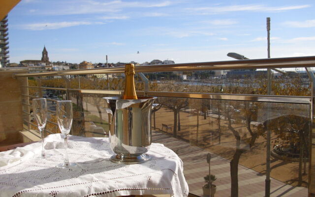 Edifici Llevant i Ponent