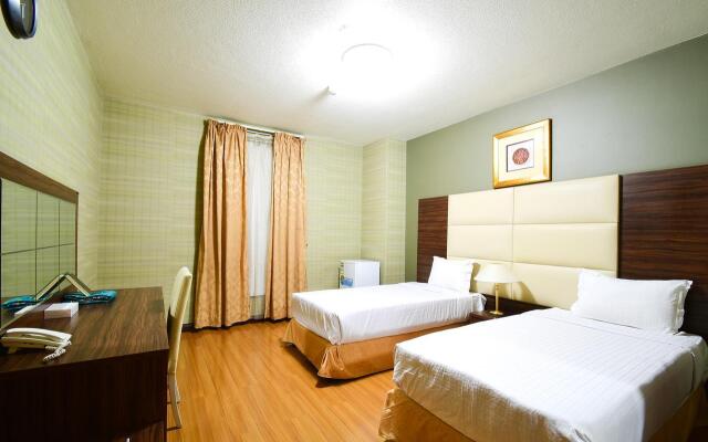 Luxurious Al Rawdah Suites
