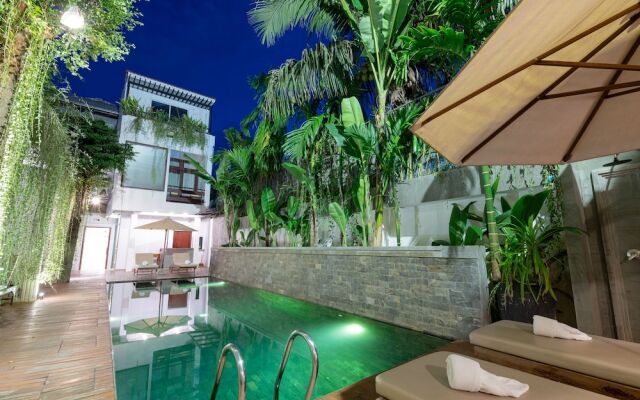 Victoria Central Residence