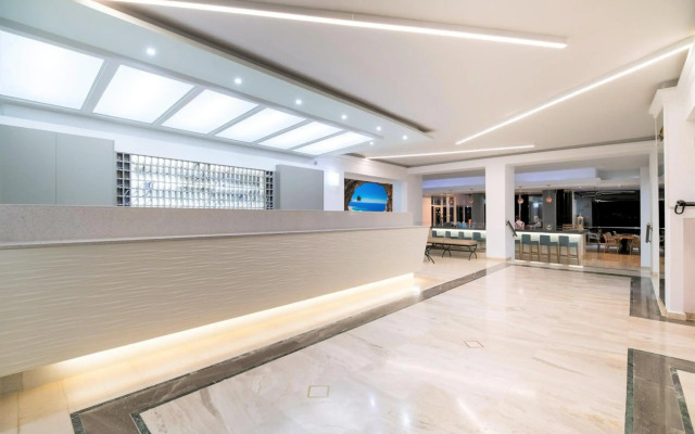 Horizon Beach Hotel