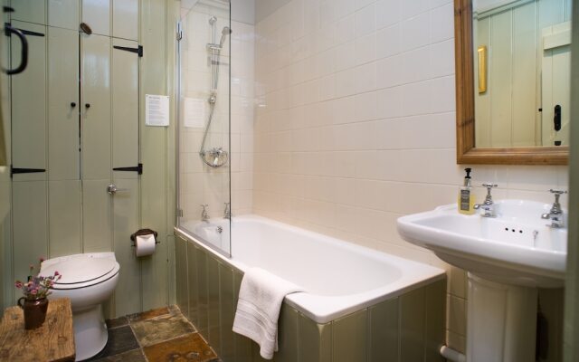 Nantgwynfaen Organic Farm B&B Wales