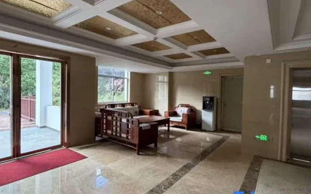 Ruifeng Hotel
