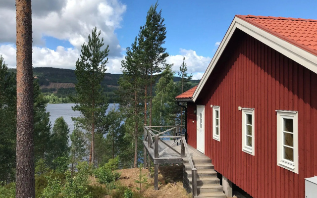 Ski, Sauna, and Scandinavian Serenity Chalet