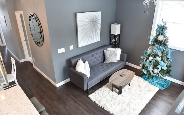 Modern Apartment