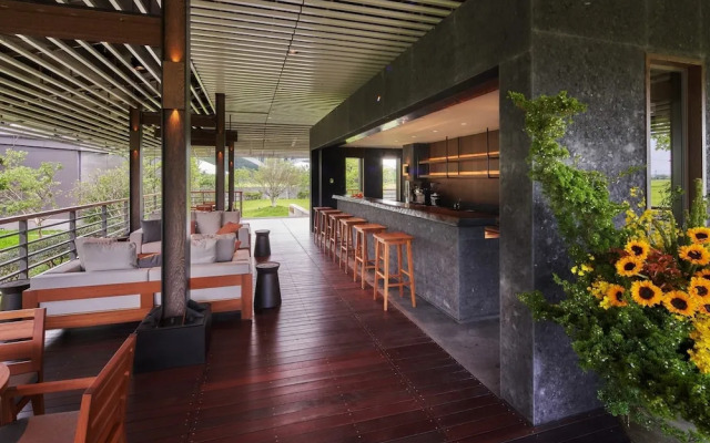 Apex Villa
