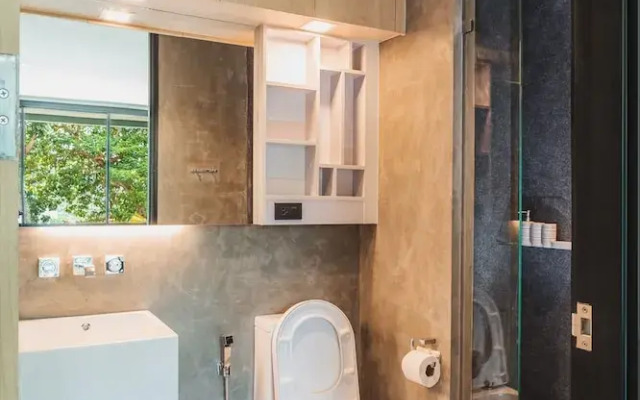 Condo in Nai Harn in ReLife 15-123-210
