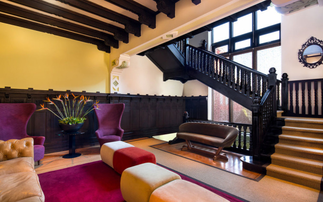Aubrey Hotel Boutique