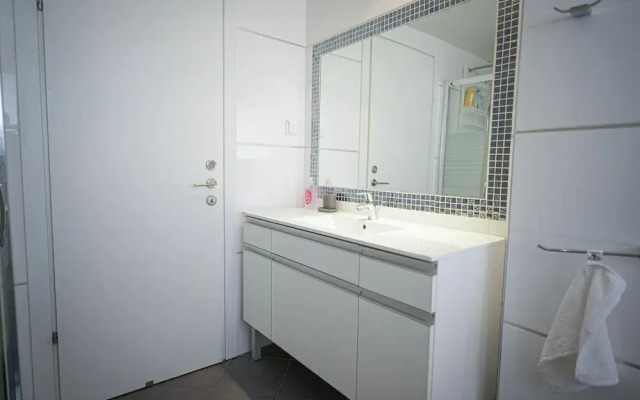 Red Sea View Apartment by Sea N' Rent