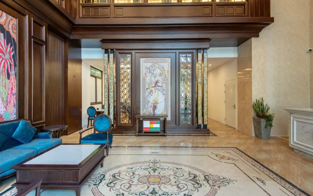 Reyna Luxury Hotel