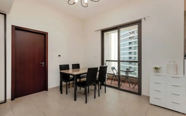 Excellent 1bdr at Bahar 6