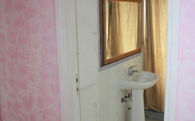 Mansa Beach Hostel