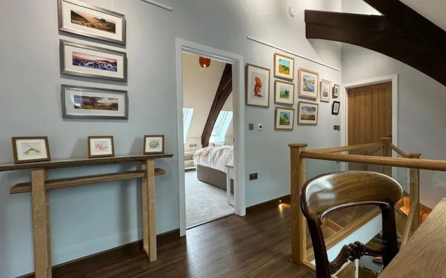 Warksburn Old Church - Luxury Church Conversion