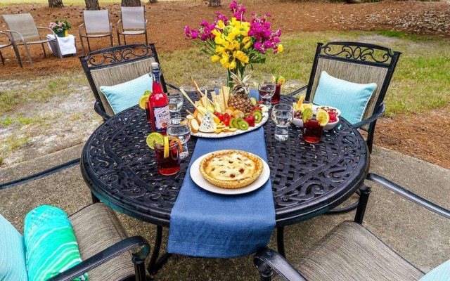 Augusta 552 - Sand Dollar Links