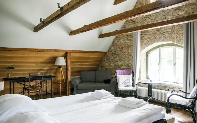 Ungru Guesthouse and Restaurant
