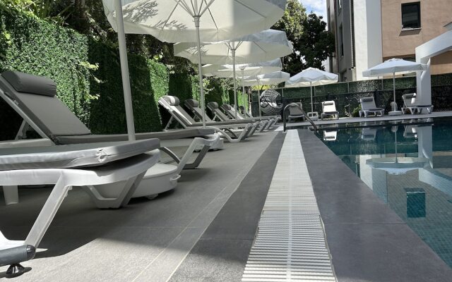 Sam Hotel