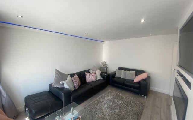 Cozy Coastal Bungalow in Prestatyn